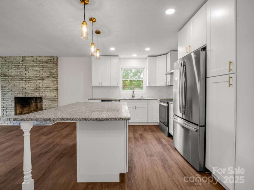 30 Patti Drive, Fletcher, NC 28732.  MLS# CAR4296193, YatesRealty ID 34869. 