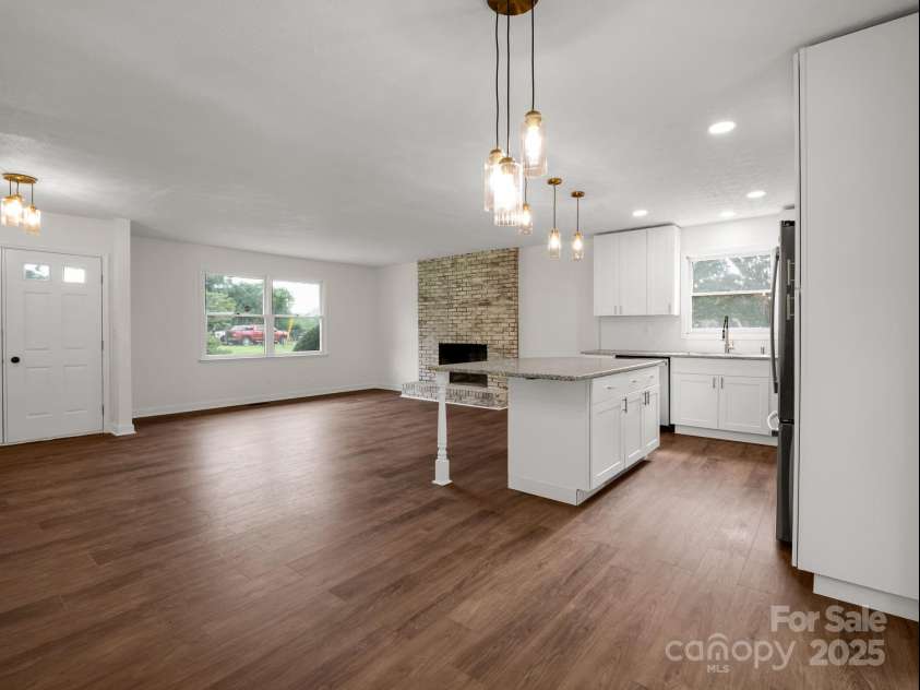 30 Patti Drive, Fletcher, NC 28732.  MLS# CAR4296193, YatesRealty ID 34869. 