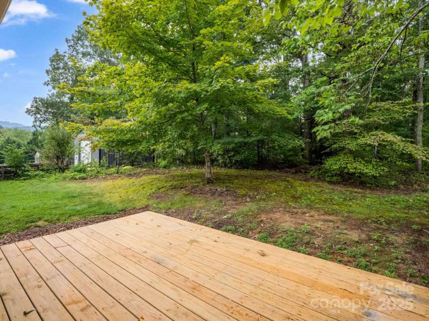 30 Patti Drive, Fletcher, NC 28732.  MLS# CAR4296193, YatesRealty ID 34869. 