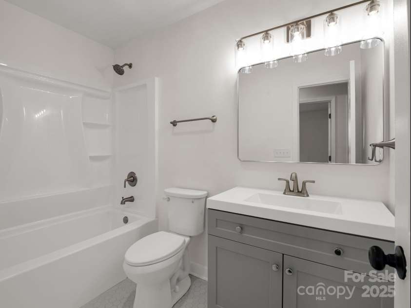 30 Patti Drive, Fletcher, NC 28732.  MLS# CAR4296193, YatesRealty ID 34869. 