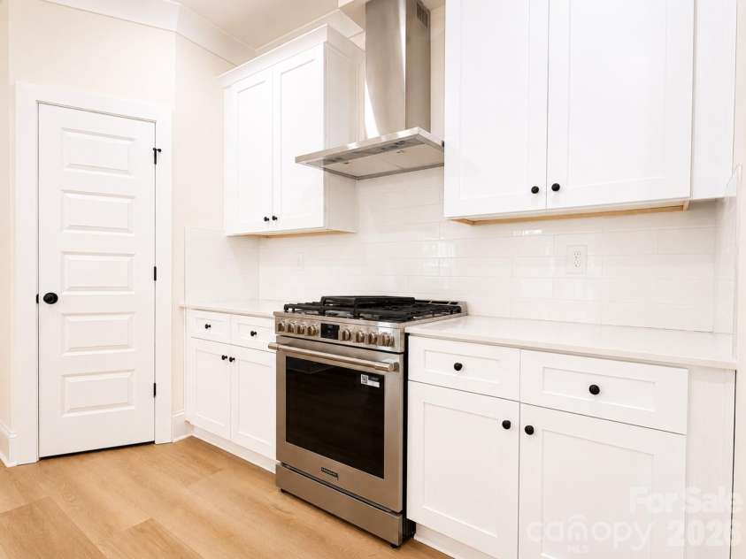 1220 Sharon Amity Road, Charlotte, NC 28211.  MLS# CAR4404494, YatesRealty ID 3487. 
