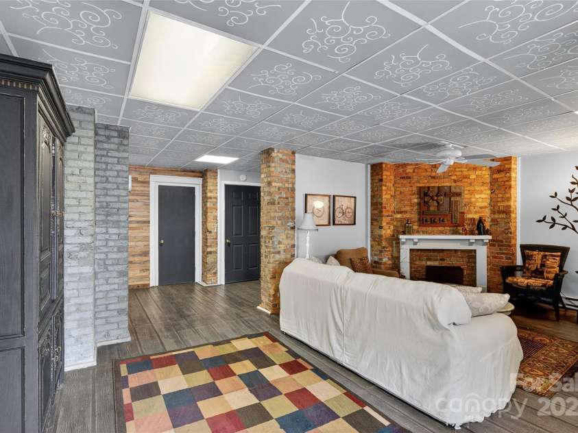 178 Caldwell Street, Brevard, NC 28712.  MLS# CAR4289391, YatesRealty ID 3487. 