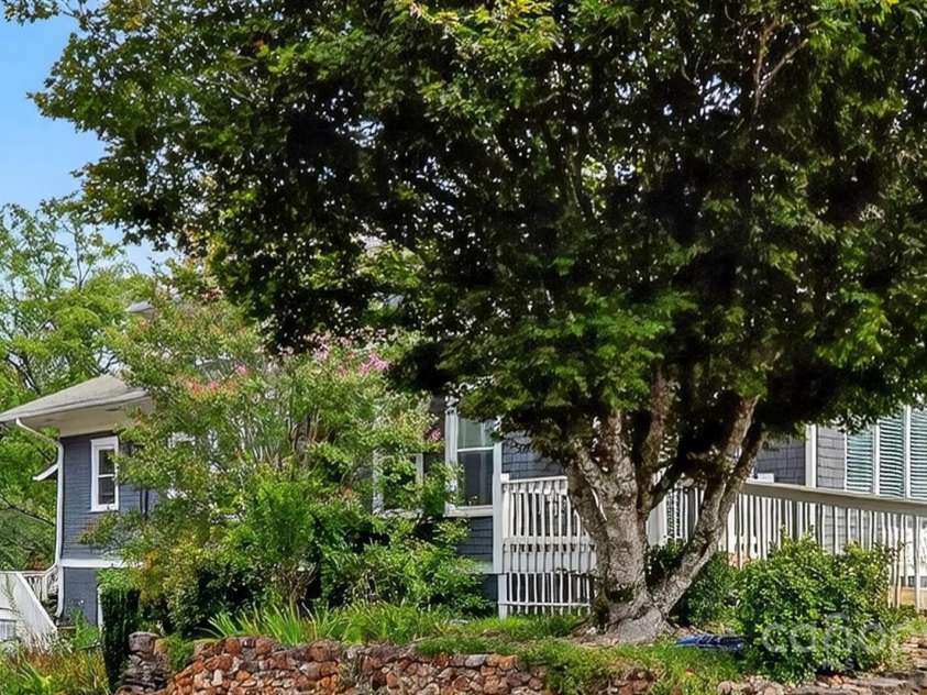 178 Caldwell Street, Brevard, NC 28712.  MLS# CAR4289391, YatesRealty ID 3487. 