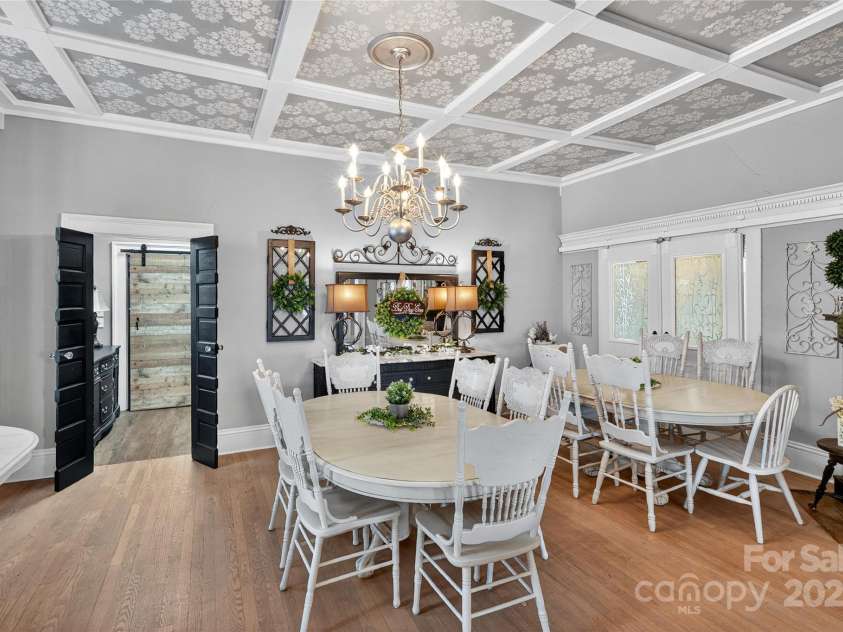 178 Caldwell Street, Brevard, NC 28712.  MLS# CAR4289391, YatesRealty ID 3487. 