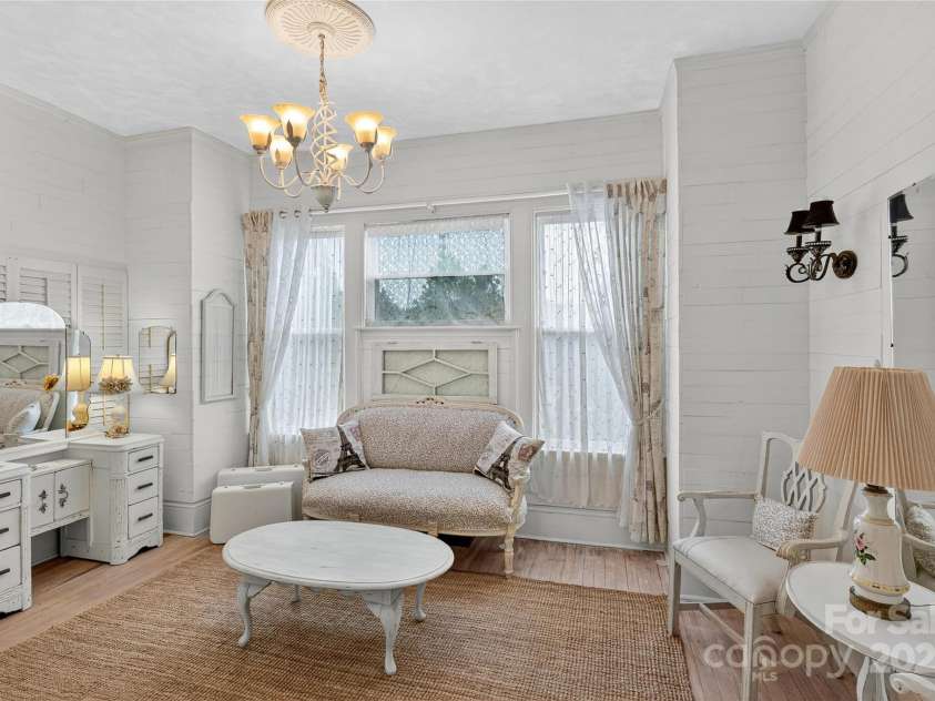 178 Caldwell Street, Brevard, NC 28712.  MLS# CAR4289391, YatesRealty ID 3487. 