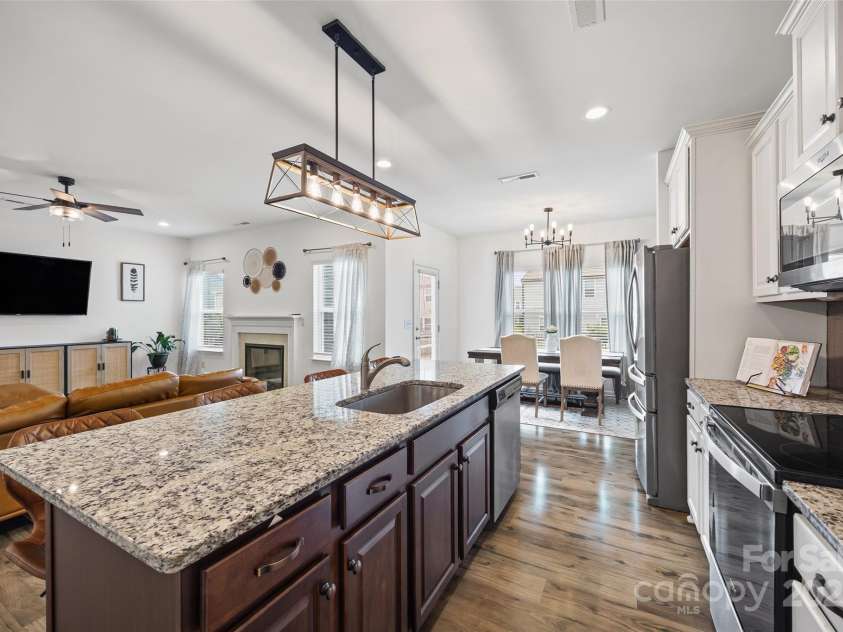 1157 Scotch Meadows Loop, Monroe, NC 28110.  MLS# CAR4296278, YatesRealty ID 34871. 