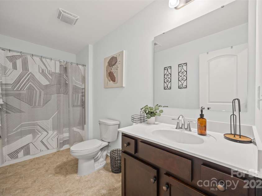 1157 Scotch Meadows Loop, Monroe, NC 28110.  MLS# CAR4296278, YatesRealty ID 34871. 