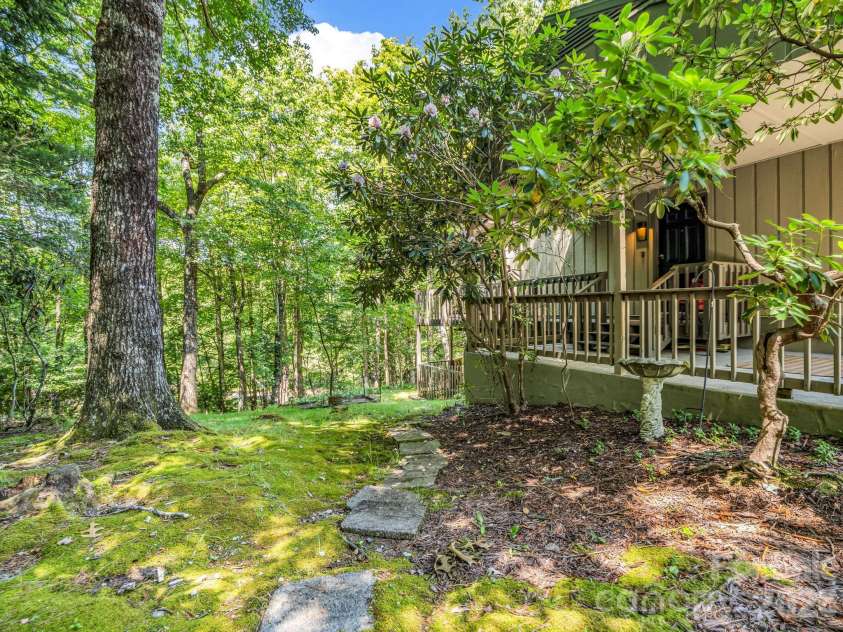 2760 Ugugu Drive, Brevard, NC 28712.  MLS# CAR4400330, YatesRealty ID 34872. 