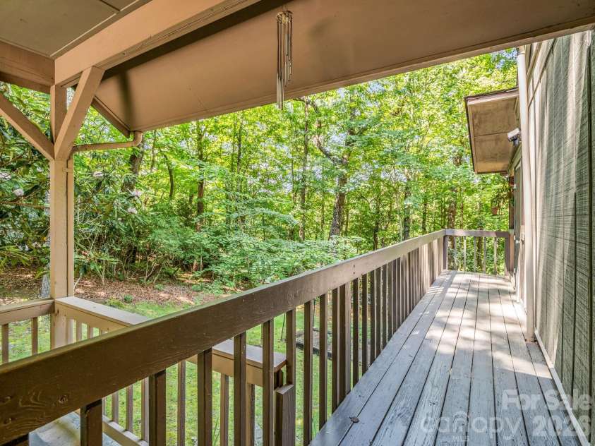 2760 Ugugu Drive, Brevard, NC 28712.  MLS# CAR4400330, YatesRealty ID 34872. 