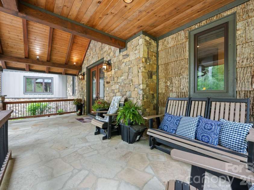 6 Valley Watch Court, Banner Elk, NC 28604.  MLS# CAR4400324, YatesRealty ID 34874. 
