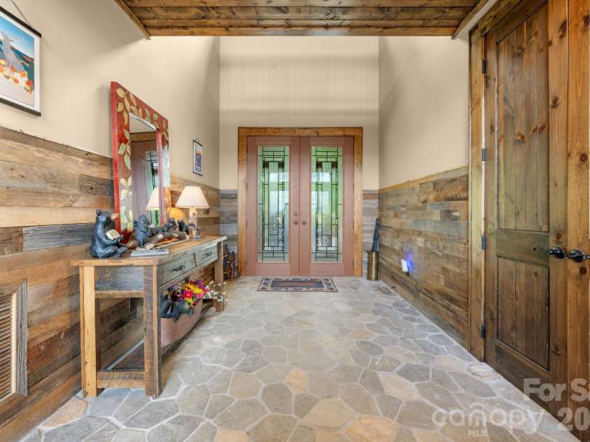 6 Valley Watch Court, Banner Elk, NC 28604.  MLS# CAR4400324, YatesRealty ID 34874. 