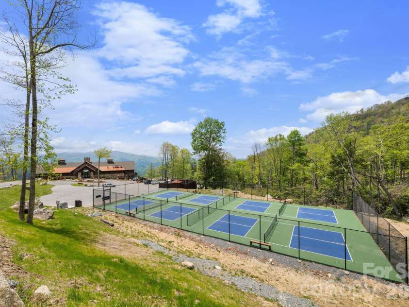 6 Valley Watch Court, Banner Elk, NC 28604.  MLS# CAR4400324, YatesRealty ID 34874. 