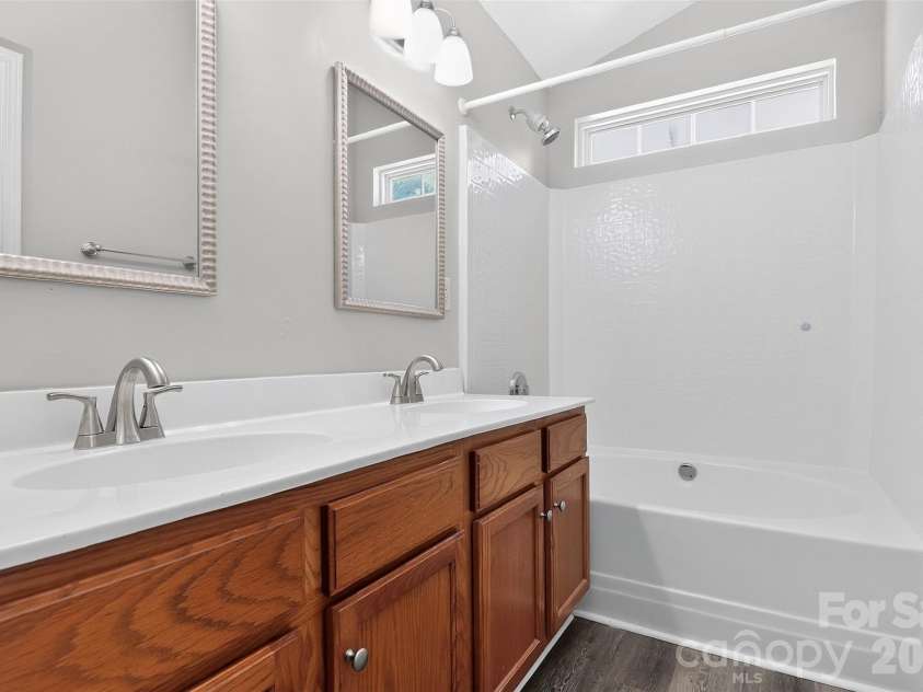 1048 Sandy Point Drive, Concord, NC 28025.  MLS# CAR4400416, YatesRealty ID 34875. 