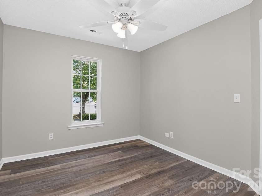 1048 Sandy Point Drive, Concord, NC 28025.  MLS# CAR4400416, YatesRealty ID 34875. 
