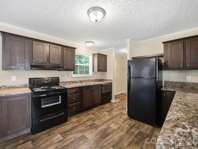 988 Mount Ulla Highway, Mooresville, NC 28115.  MLS# CAR4400269, YatesRealty ID 34876. 