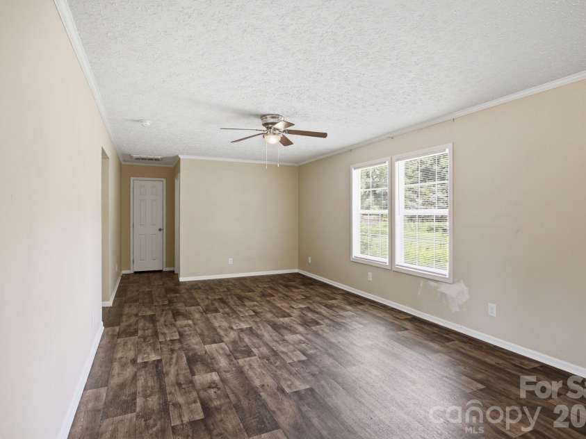 988 Mount Ulla Highway, Mooresville, NC 28115.  MLS# CAR4400269, YatesRealty ID 34876. 