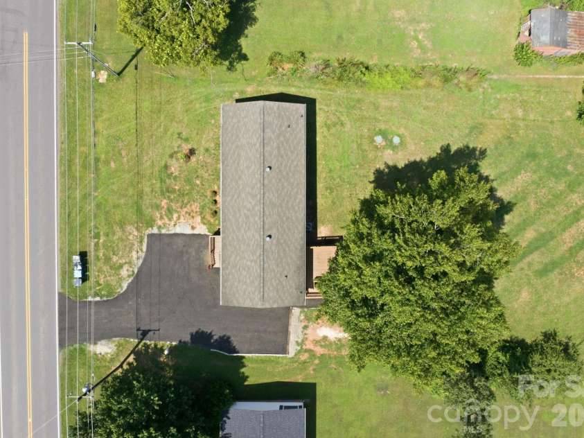 988 Mount Ulla Highway, Mooresville, NC 28115.  MLS# CAR4400269, YatesRealty ID 34876. 