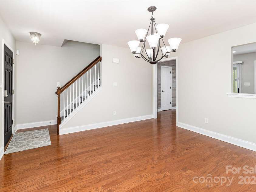 2600 Stagbuck Drive, Gastonia, NC 28052.  MLS# CAR4297044, YatesRealty ID 34877. 