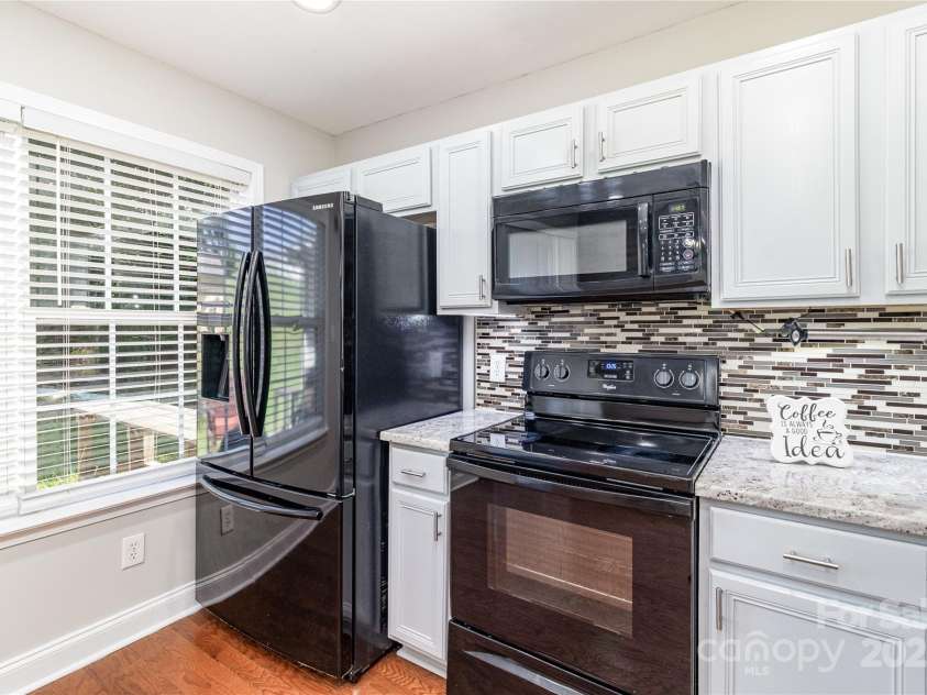 2600 Stagbuck Drive, Gastonia, NC 28052.  MLS# CAR4297044, YatesRealty ID 34877. 