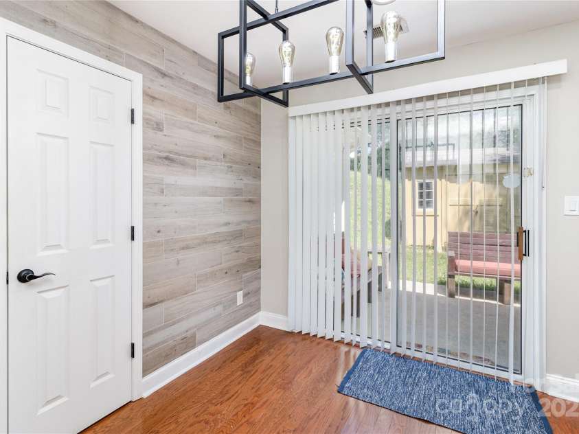 2600 Stagbuck Drive, Gastonia, NC 28052.  MLS# CAR4297044, YatesRealty ID 34877. 