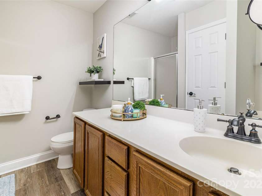 2600 Stagbuck Drive, Gastonia, NC 28052.  MLS# CAR4297044, YatesRealty ID 34877. 