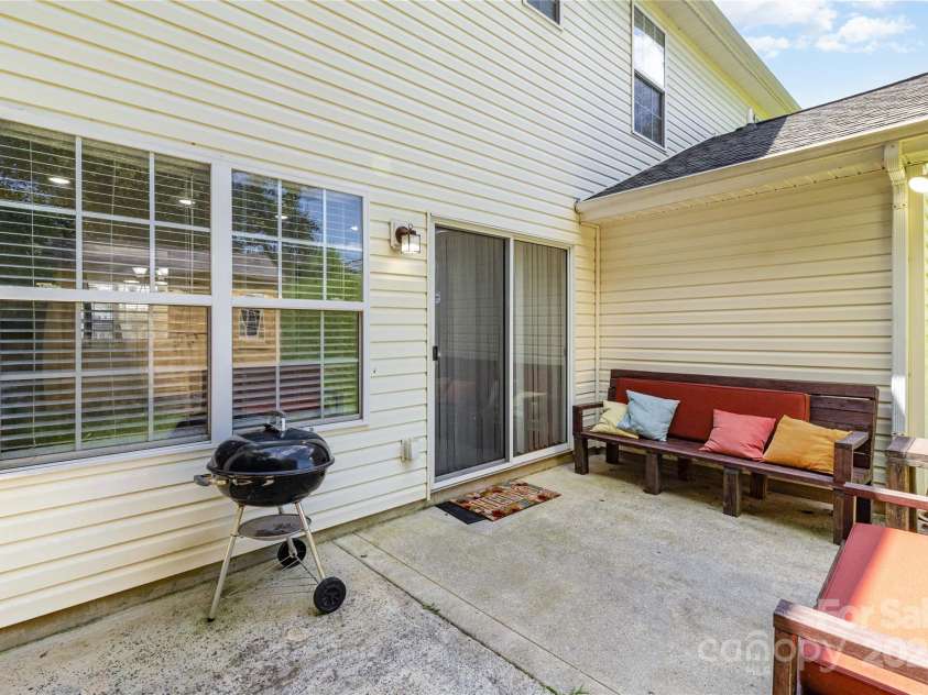 2600 Stagbuck Drive, Gastonia, NC 28052.  MLS# CAR4297044, YatesRealty ID 34877. 
