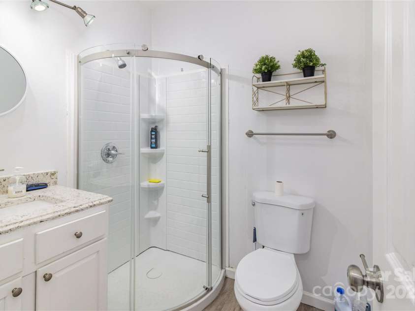 2600 Stagbuck Drive, Gastonia, NC 28052.  MLS# CAR4297044, YatesRealty ID 34877. Full bathroom added to the studio