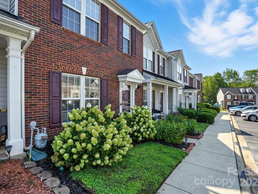 2005 Cramerton Village Drive, Cramerton, NC 28032.  MLS# CAR4295918, YatesRealty ID 34878. 