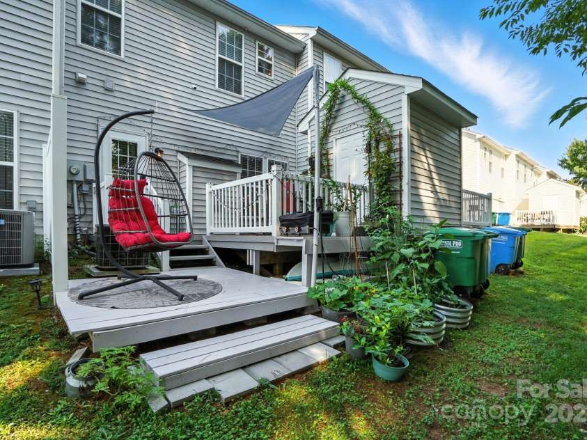 2005 Cramerton Village Drive, Cramerton, NC 28032.  MLS# CAR4295918, YatesRealty ID 34878. 