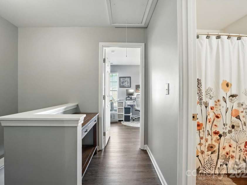 2005 Cramerton Village Drive, Cramerton, NC 28032.  MLS# CAR4295918, YatesRealty ID 34878. Split Bedroom Loft - upper