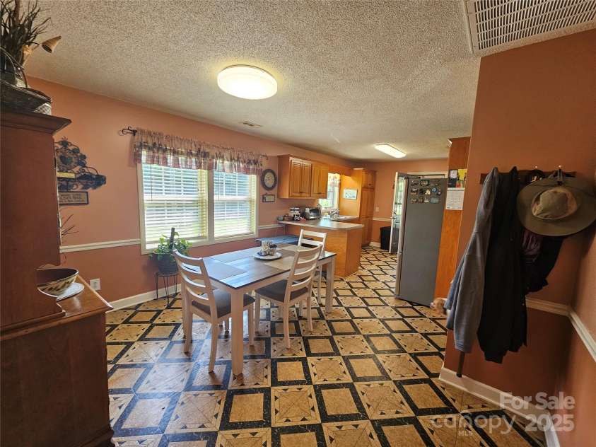 2795 Cane Mill Road, Lancaster, SC 29720.  MLS# CAR4297176, YatesRealty ID 34879. 