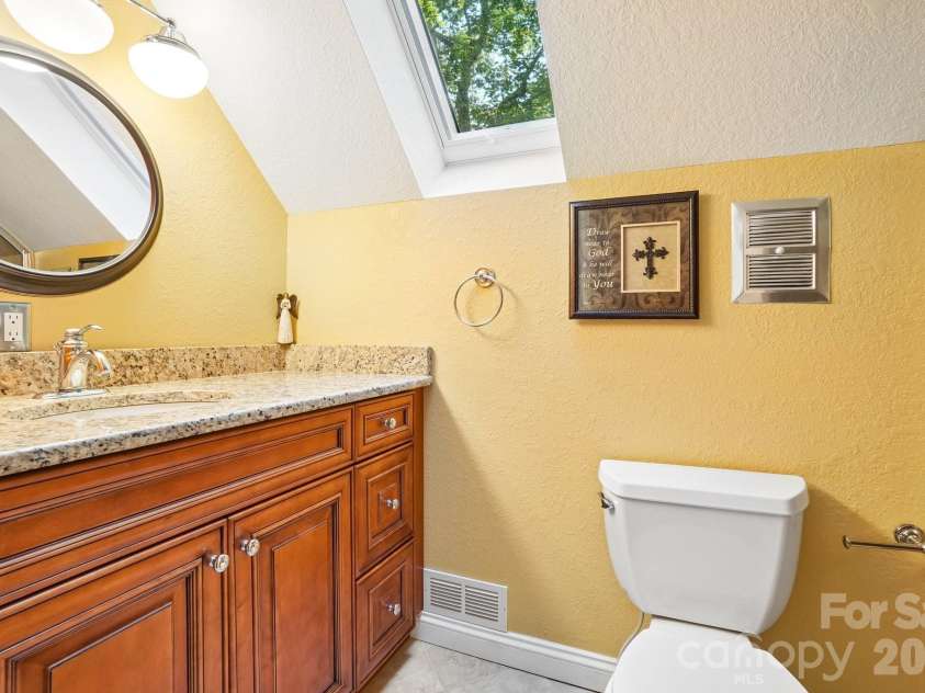 671 Trillium Lane, Mars Hill, NC 28754.  MLS# CAR4398850, YatesRealty ID 34879. Guest Bathroom Upstairs