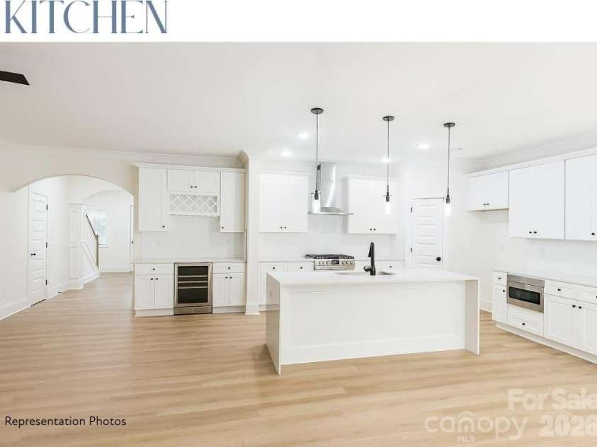 4514 Castleton Road, Charlotte, NC 28211.  MLS# CAR4353191, YatesRealty ID 3488. 