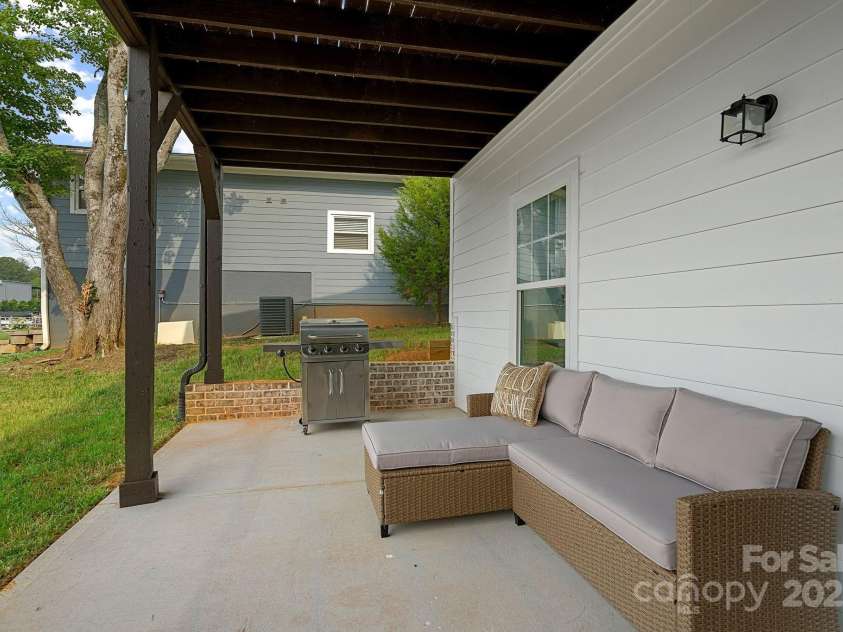 7930 Blackwood Road, Denver, NC 28037.  MLS# CAR4210903, YatesRealty ID 3488. 