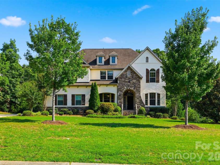 9115 Unbridle Lane, Waxhaw, NC 28173.  MLS# CAR4399236, YatesRealty ID 34880. 