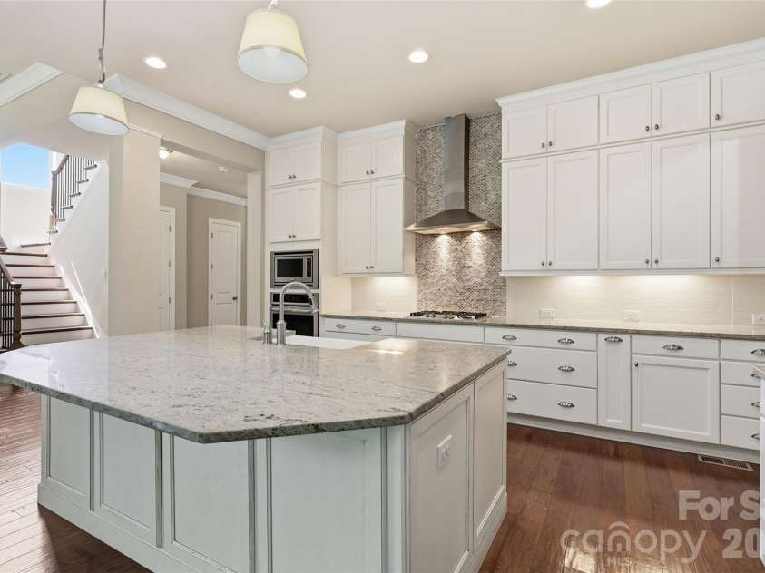 9115 Unbridle Lane, Waxhaw, NC 28173.  MLS# CAR4399236, YatesRealty ID 34880. 