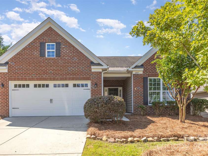 6007 Edinburgh Lane, Fort Mill, SC 29707.  MLS# CAR4295658, YatesRealty ID 34881. Finished 2 car garage offers almost 600 sf