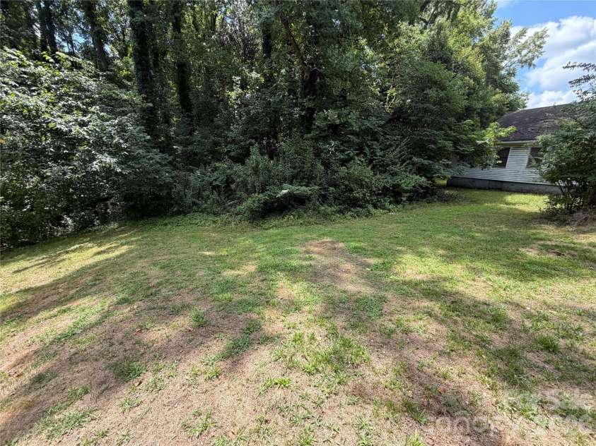 1018 Frederick Street, Shelby, NC 28150.  MLS# CAR4400397, YatesRealty ID 34882. 