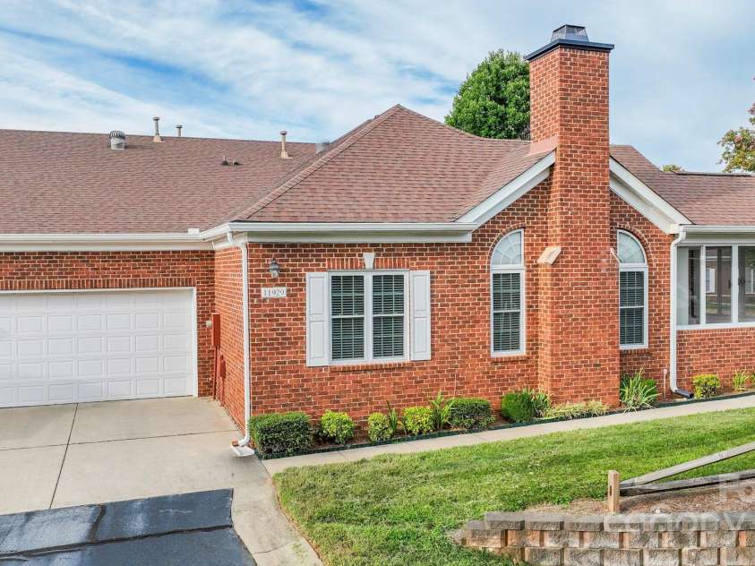 11929 Ludwell Branch Court, Charlotte, NC 28277.  MLS# CAR4296658, YatesRealty ID 34882. 