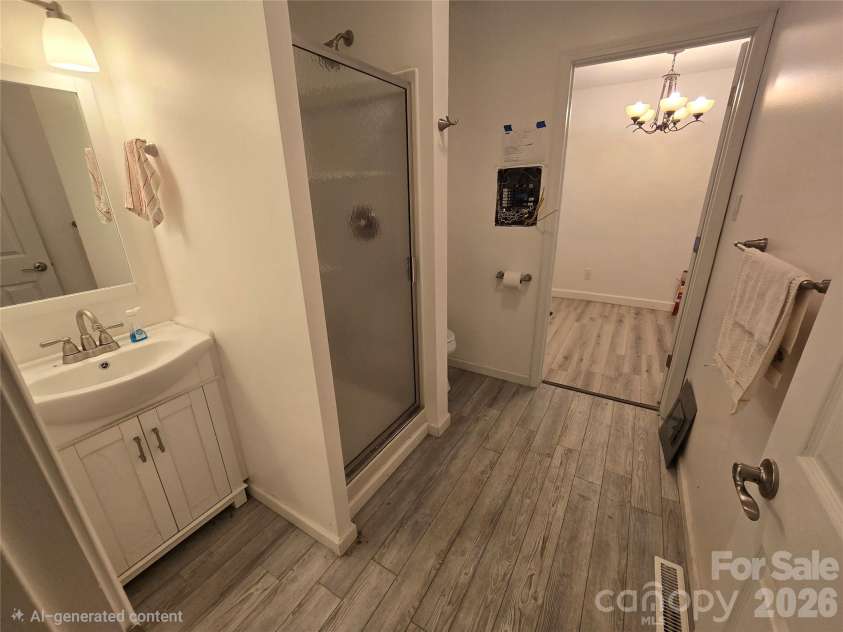 1108 2nd Street, Conover, NC 28613.  MLS# CAR4400222, YatesRealty ID 34884. Updated Full Bath