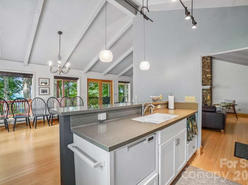 1209 Mckinney Gap Drive, Mars Hill, NC 28754.  MLS# CAR4399695, YatesRealty ID 34886. Kitchen Area