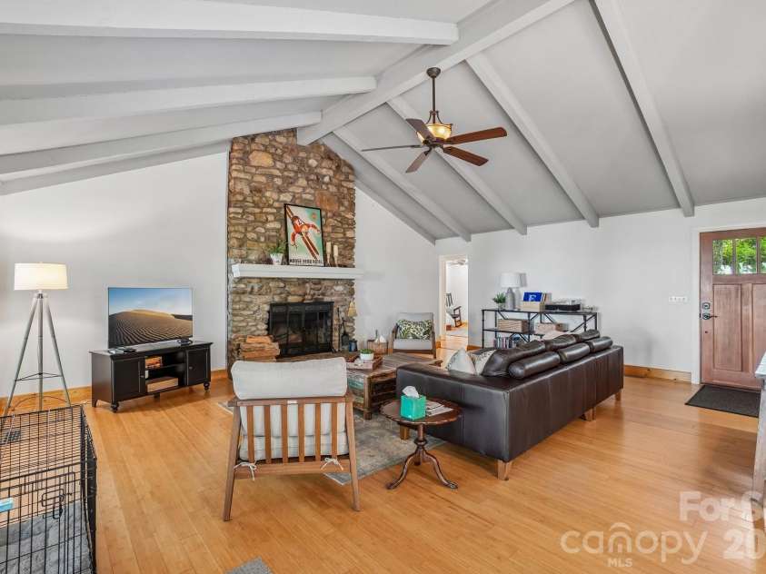 1209 Mckinney Gap Drive, Mars Hill, NC 28754.  MLS# CAR4399695, YatesRealty ID 34886. Open Floor Plan
