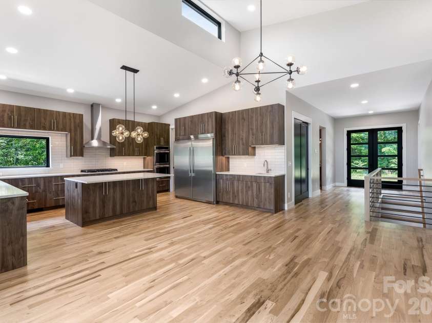 60 King Horn Ridge, Waynesville, NC 28785.  MLS# CAR4389004, YatesRealty ID 34887. Common area.