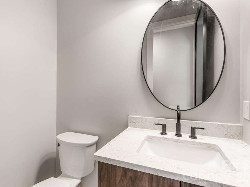 60 King Horn Ridge, Waynesville, NC 28785.  MLS# CAR4389004, YatesRealty ID 34887. Main level powder room.