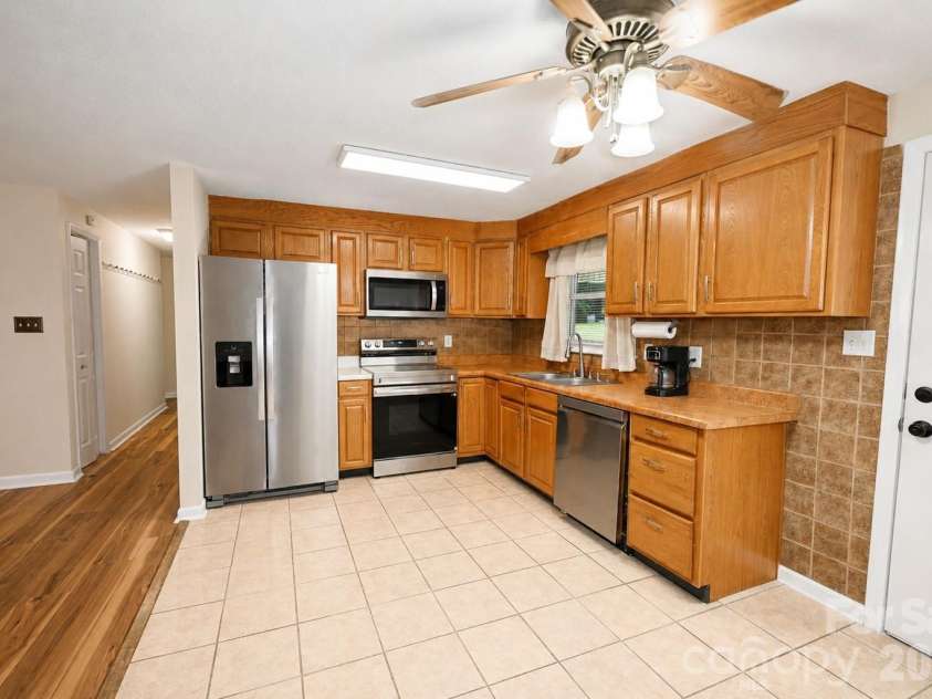 3237 Annex Street, Conover, NC 28613.  MLS# CAR4400451, YatesRealty ID 34888. 