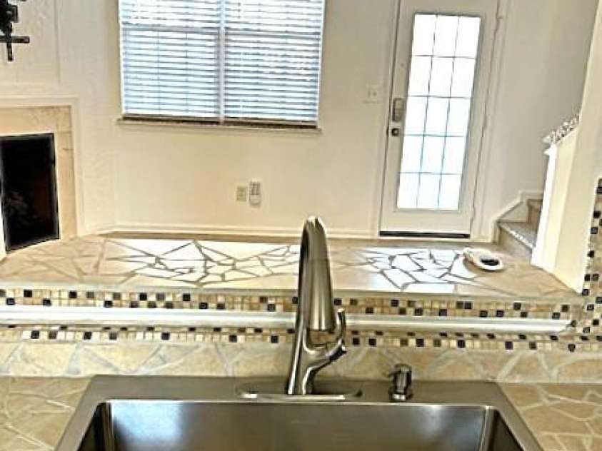 563 Goldstaff Lane, Charlotte, NC 28273.  MLS# CAR4191069, YatesRealty ID 3489. 