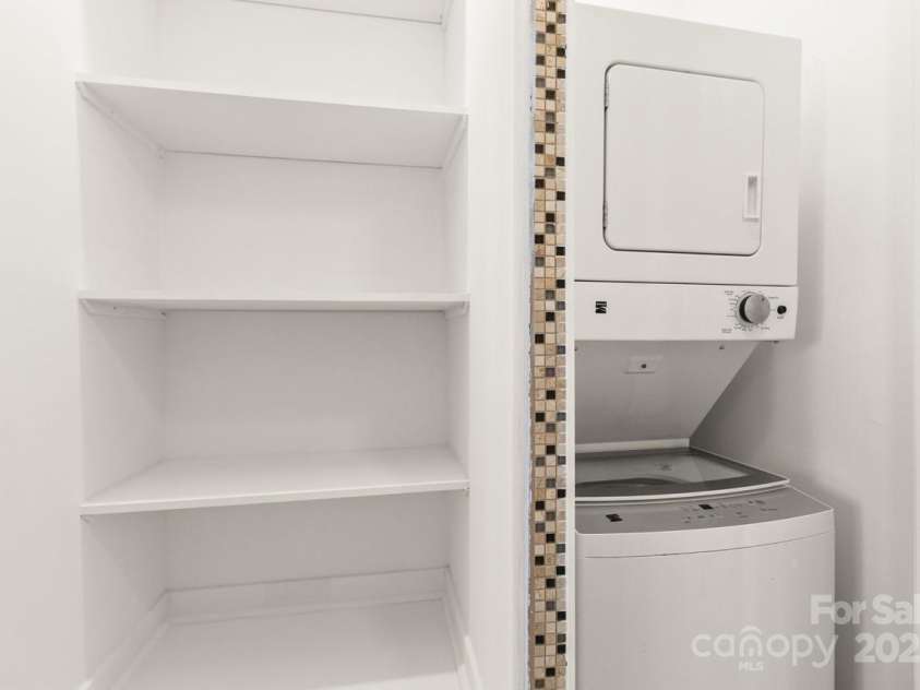 563 Goldstaff Lane, Charlotte, NC 28273.  MLS# CAR4311484, YatesRealty ID 3489. Laundry 