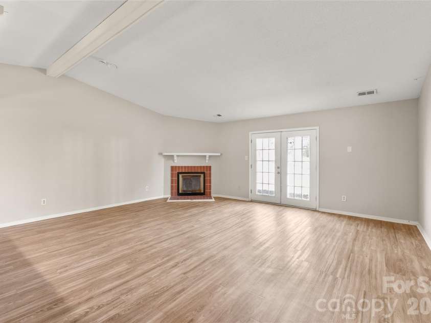 6230 Dwightware Boulevard, Charlotte, NC 28227.  MLS# CAR4342884, YatesRealty ID 3489. 