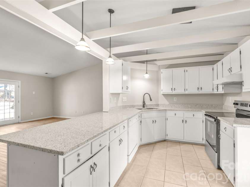 6230 Dwightware Boulevard, Charlotte, NC 28227.  MLS# CAR4342884, YatesRealty ID 3489. 