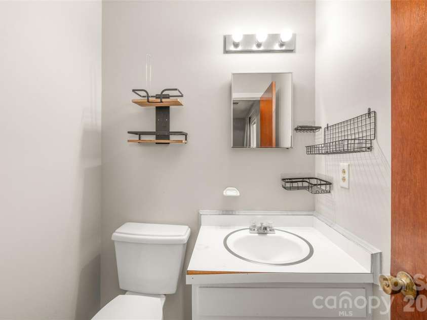 6230 Dwightware Boulevard, Charlotte, NC 28227.  MLS# CAR4342884, YatesRealty ID 3489. 